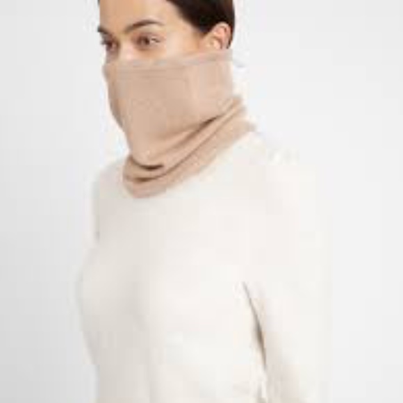 Club Monaco Accessories - CLUB MONACO 100% Cashmere Cozy Neck Snood Gaiter Scarf Camel Color Versa…